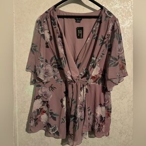 City Chic Floral Top